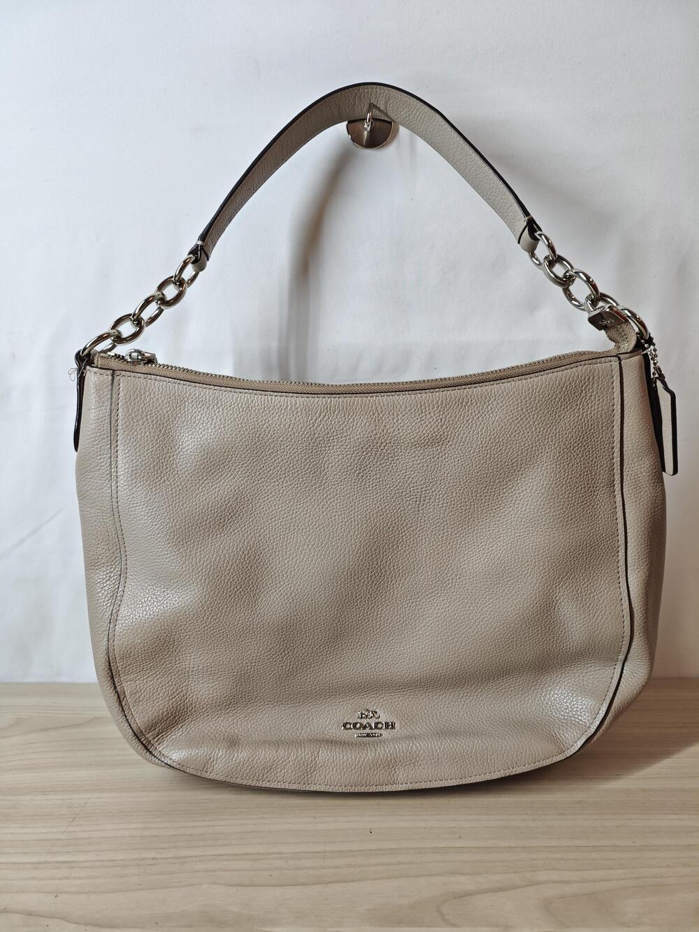 Coach Pebbled Leather Hobo Shoulder Bag Womens Taupe Chain Strap Zip F23000